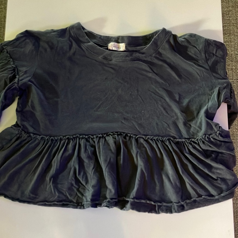 Altar’d state cropped flowy shirt